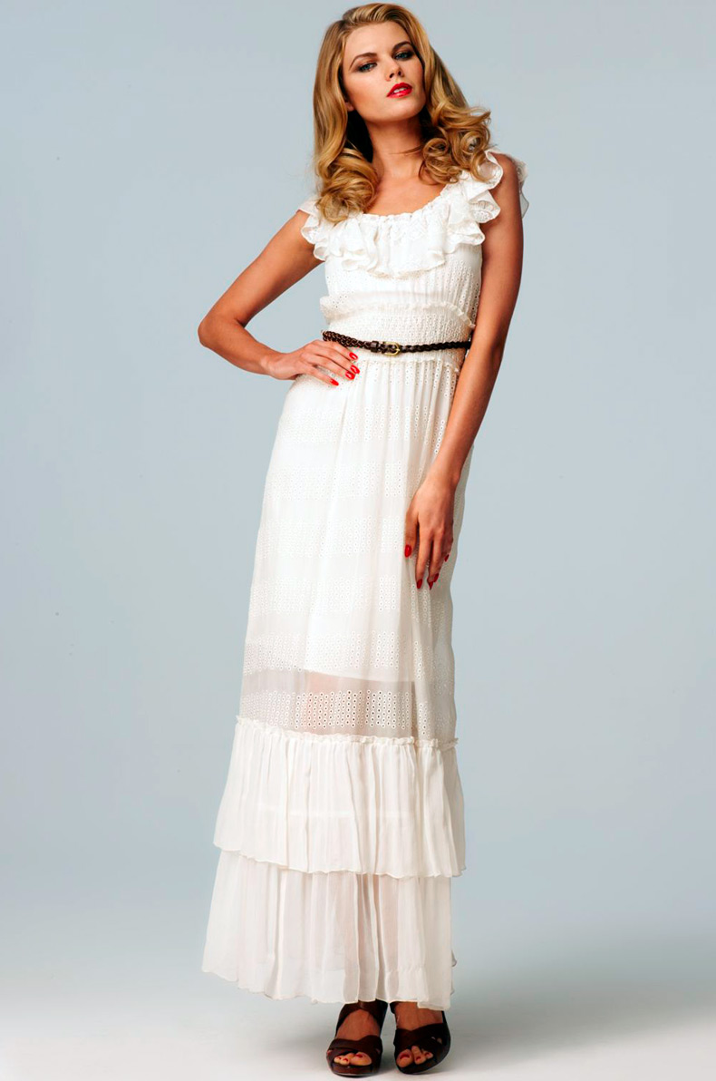 Photo de Marina Lynchuk en robe longue