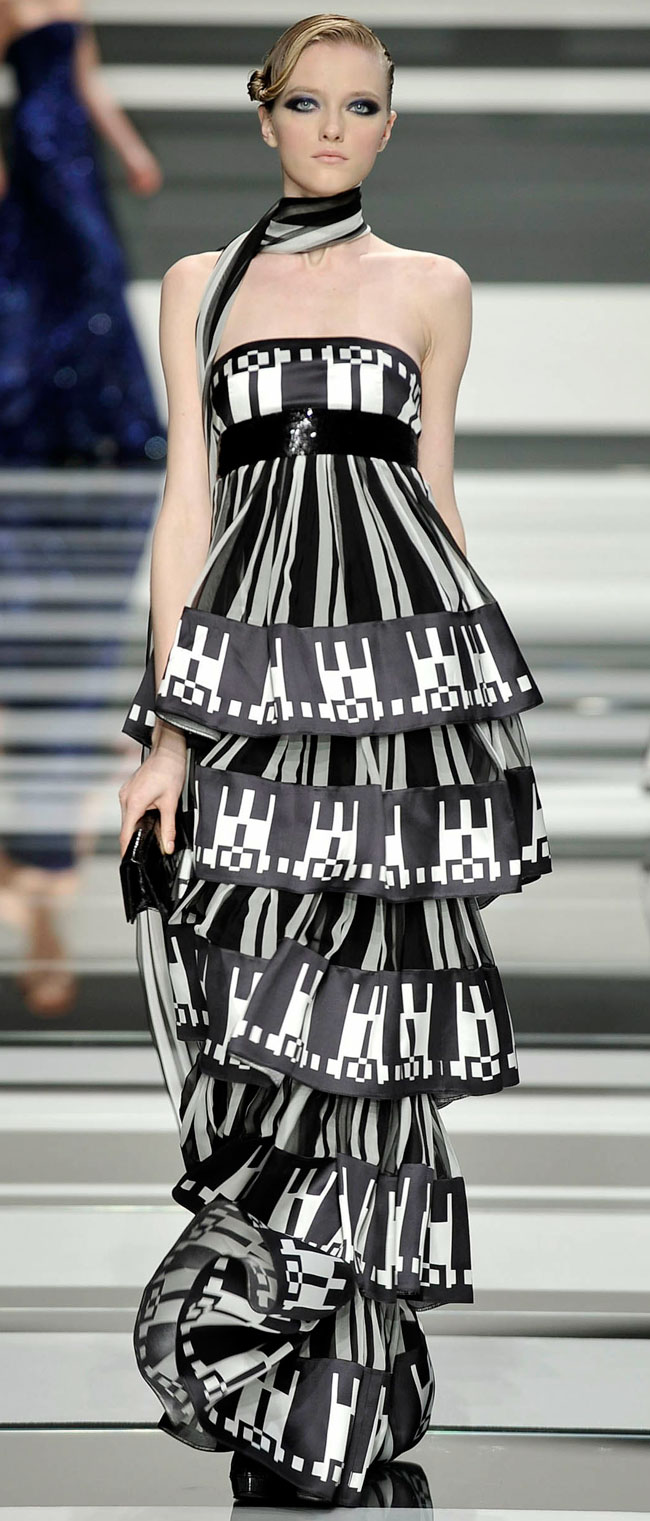 Modèle Vlad Roslyakova, photo du défilé de mode