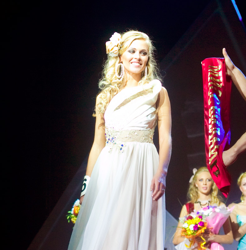 Belle fille et concours de beauté, photo
