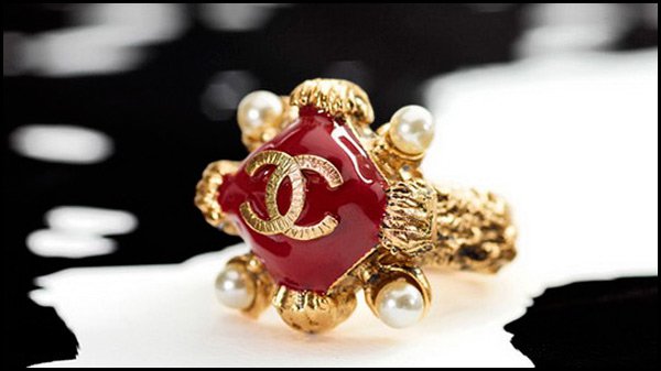 Bijoux Chanel
