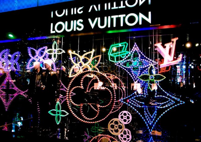 Conte de fées en verre et habillage de fenêtre