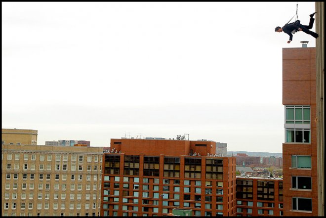 Podium sur le mur d'un gratte-ciel
