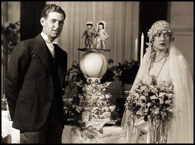 Photo de robes de mariée et de mariée vintage