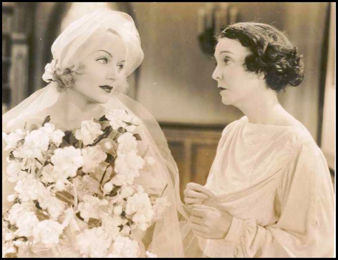 Photo de robes de mariée et de mariée vintage