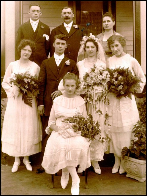 Photo de robes de mariée et de mariée vintage