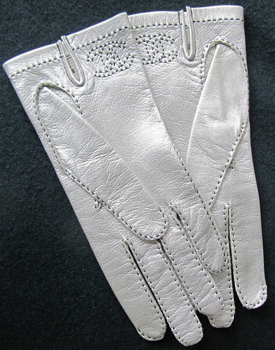 Gants en cuir Chanel