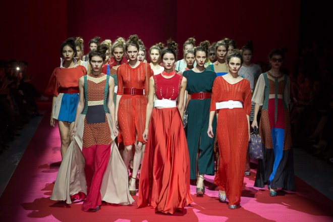 La collection d'Alena Akhmadullina