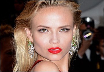 Natasha Poly meilleures photos et biographie