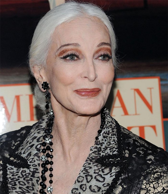 Modèle expérimenté Carmen Dell Orefis, photo