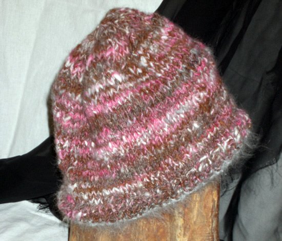 Bonnet angora tricoté