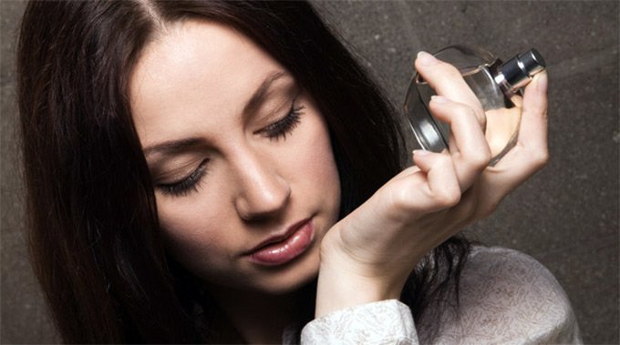 Comment choisir et acheter un bon parfum