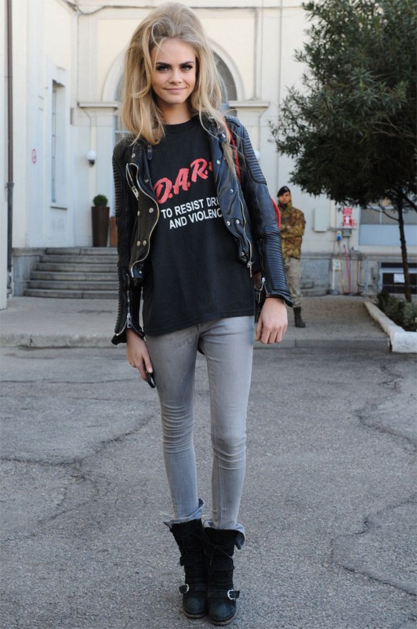 Cara Delevingne photo