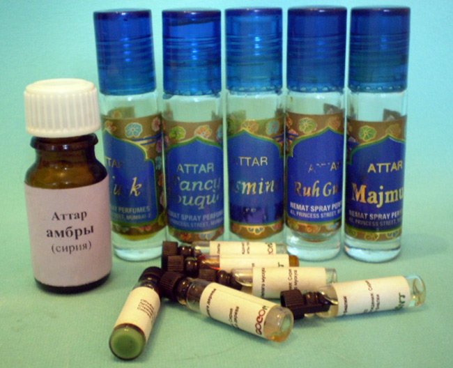 attars arabes, photo de parfum d'huile indienne