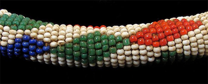 Décoration de perles, fragment de photo