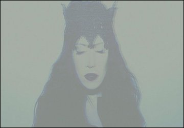 Ana Varava - LOFFICIEL. Entretien