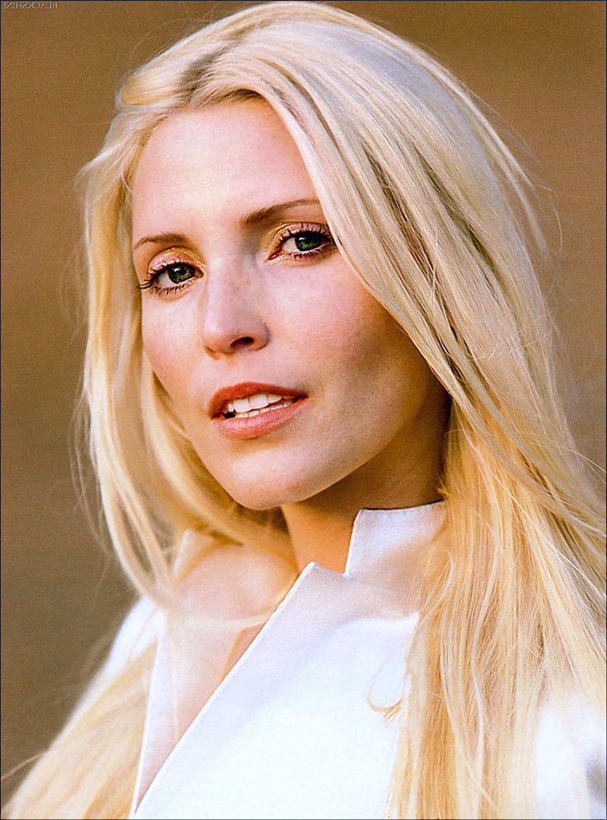 Top Model Nadia Auerman portrait photo