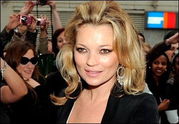 Aujourd'hui, Kate Moss a 38 ans.