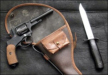 Cuir des commissaires rouges