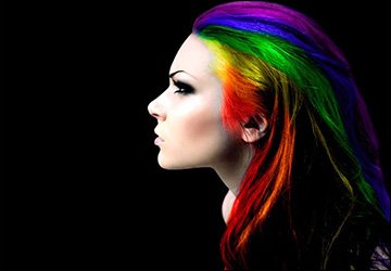 Comment choisir la bonne couleur de cheveux