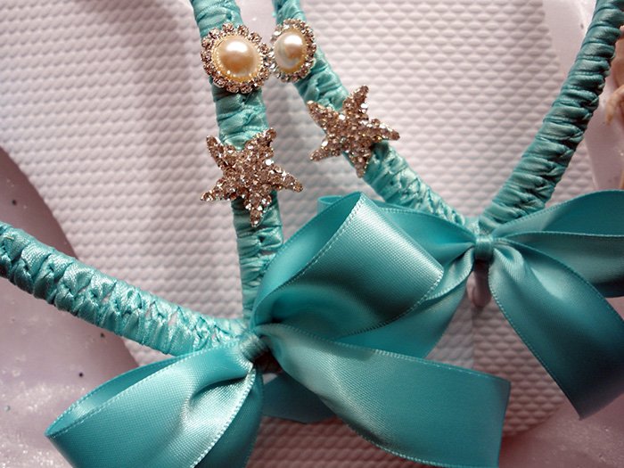 Chaussures d'été pour femmes dans le style Tiffany, photo