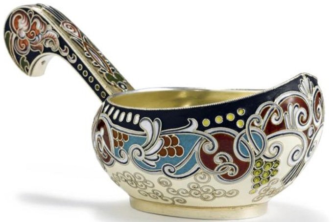 Louche en argent, photo argentique russe