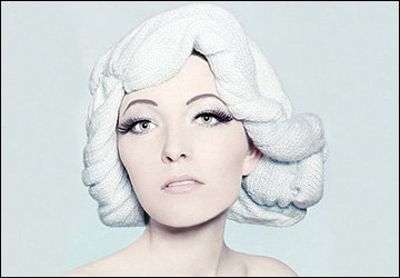 Perruques en laine tricotée