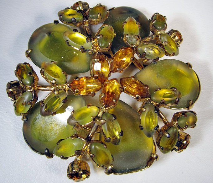 Bijoux vintage, photo de broche