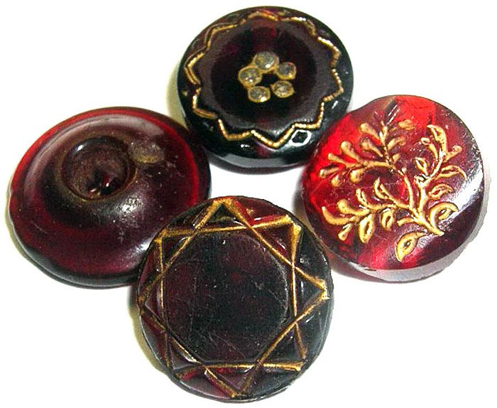 Boutons à la mode, histoire des boutons, photo