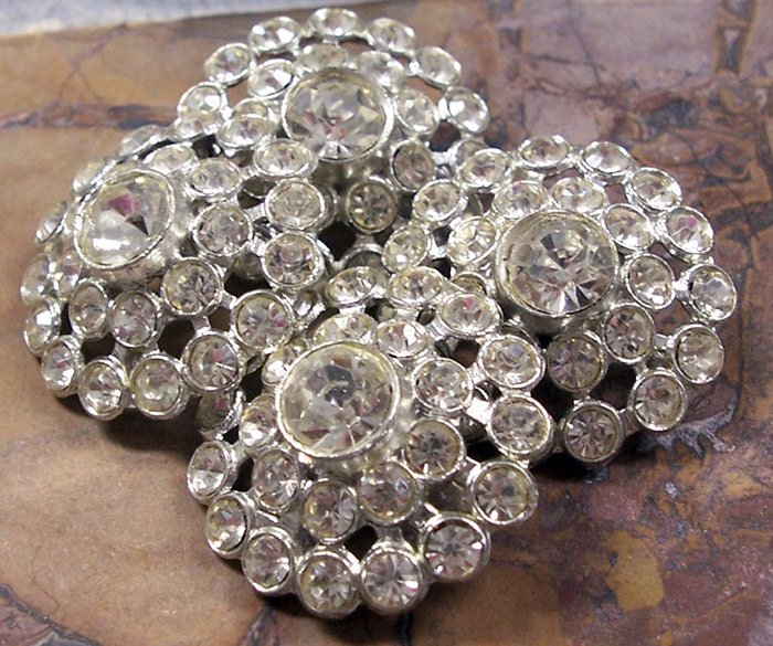 Boutons vintage, l'histoire des boutons en photographies