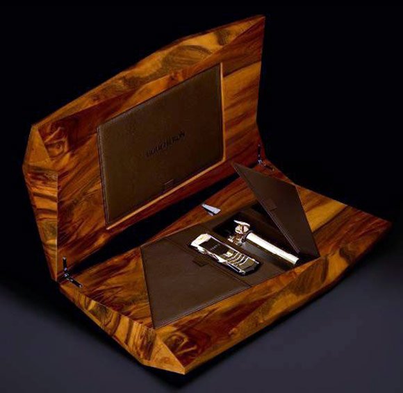 Téléphone précieux Vertu photo