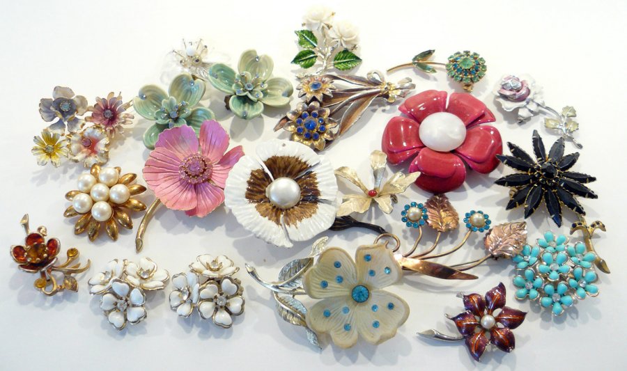 Bijoux vintage, photo de broche
