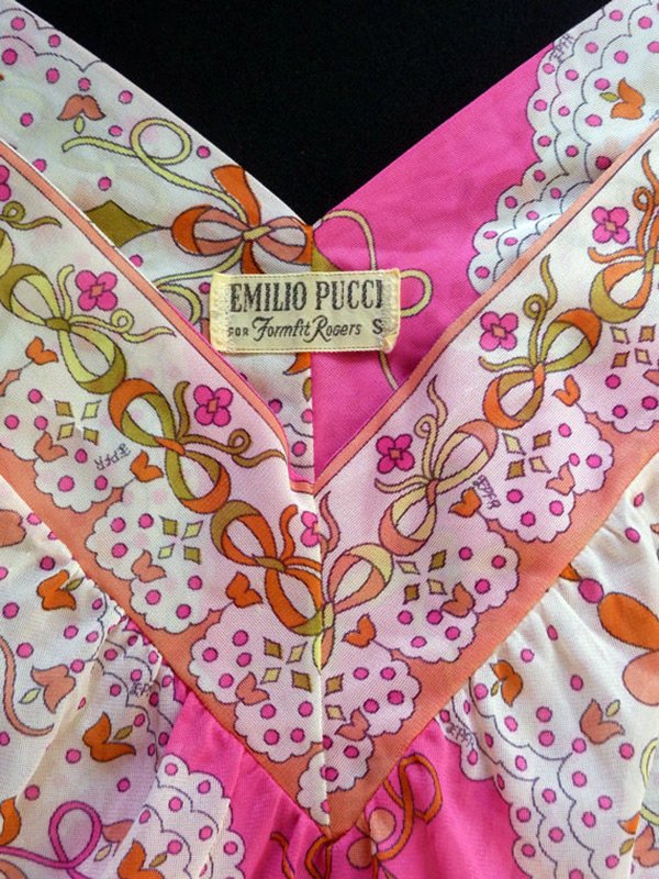 Vêtements vintage Emilio Pucci, photo