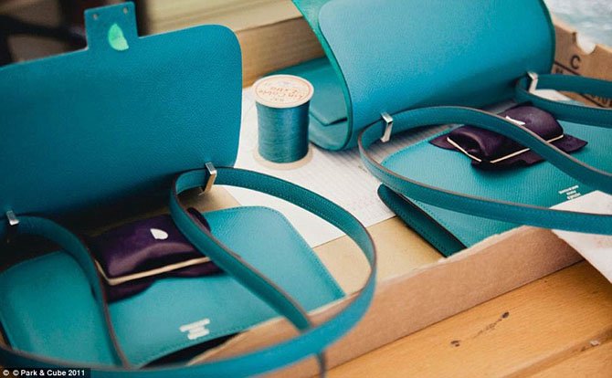 Faire une photo de sac Herm?