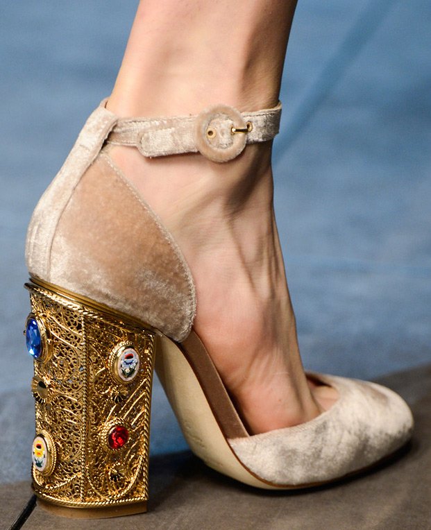 Chaussures pour femmes à la mode Dolce & Gabbana, photo
