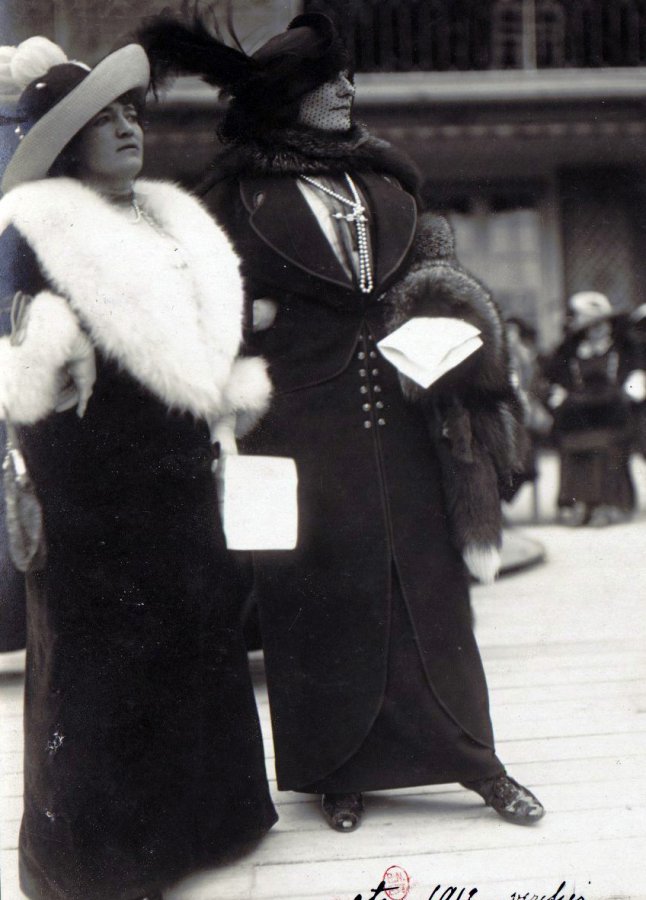 Femmes françaises en fourrures, photo