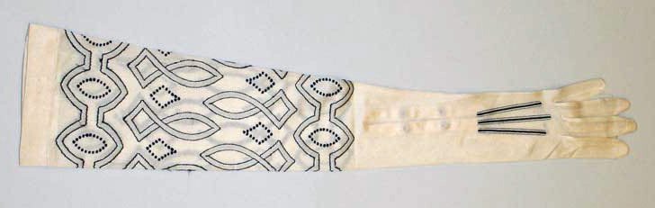 Gants au coude, photo