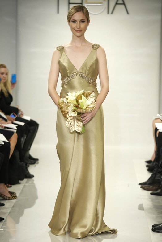 Robe de mariée dorée, photo