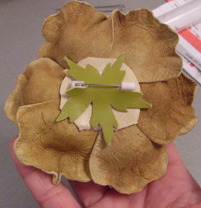 Fleur en cuir, photo