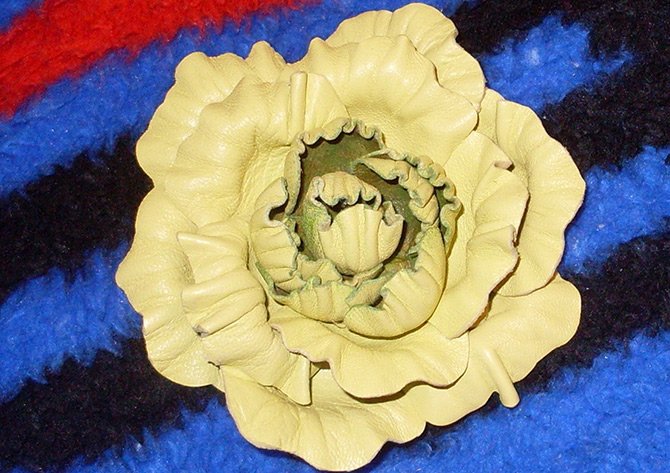 Fleur en cuir, photo