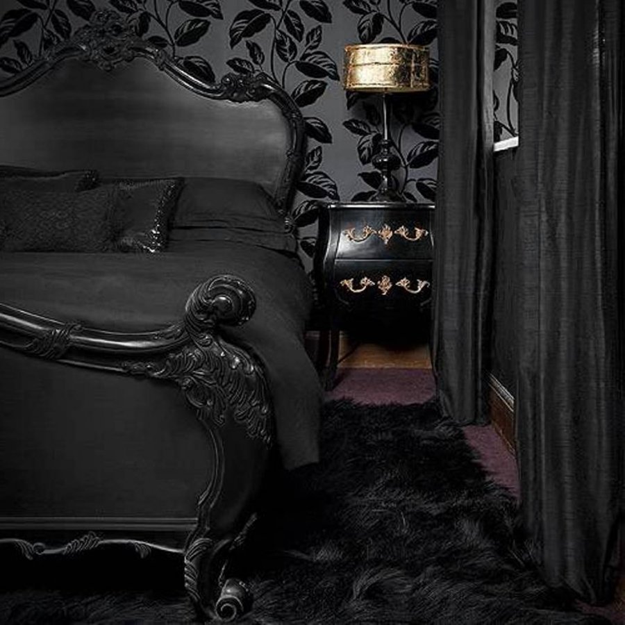 Chambres gothiques et literie gothique noire