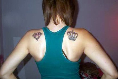 Tatouage couronne, photo