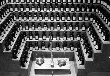 Parfumerie universelle - pour hommes et femmes