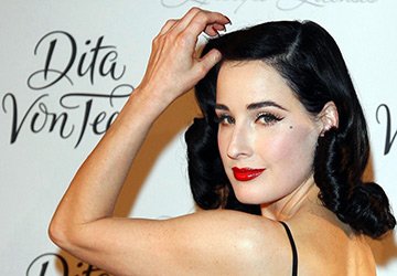 Le style et le maquillage de Dita Von Teese