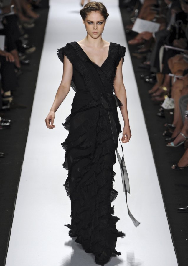 Robe noire Carolina Herrera