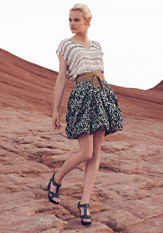 Modèle Ginta Lapina, photo