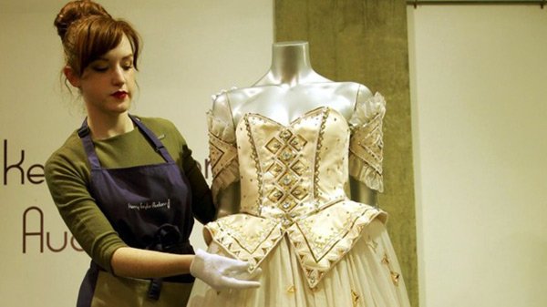 La robe de fée de la princesse Diana vendue aux enchères
