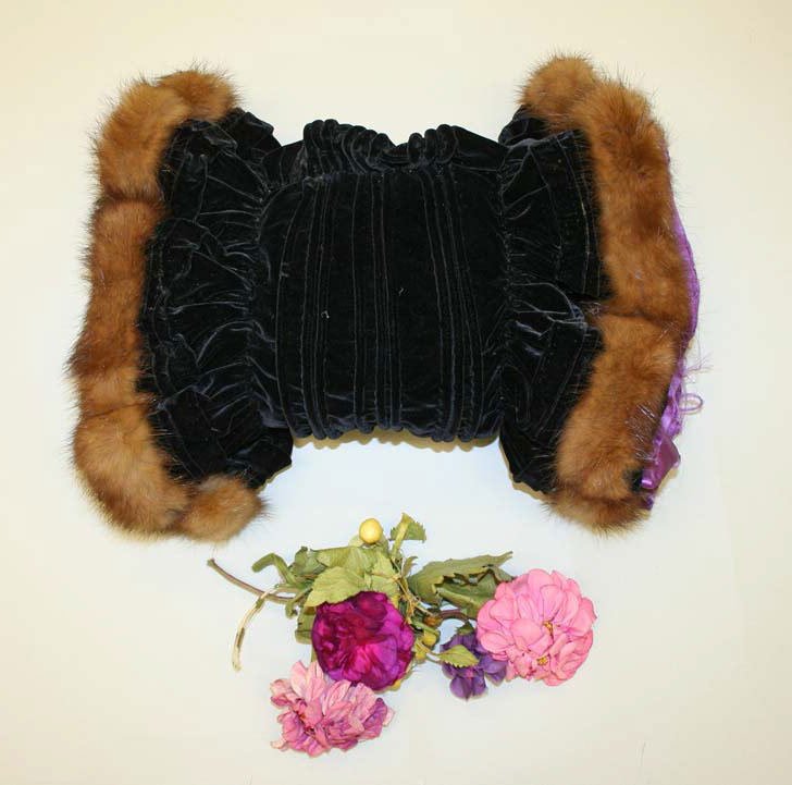 De beaux manchons en fourrure