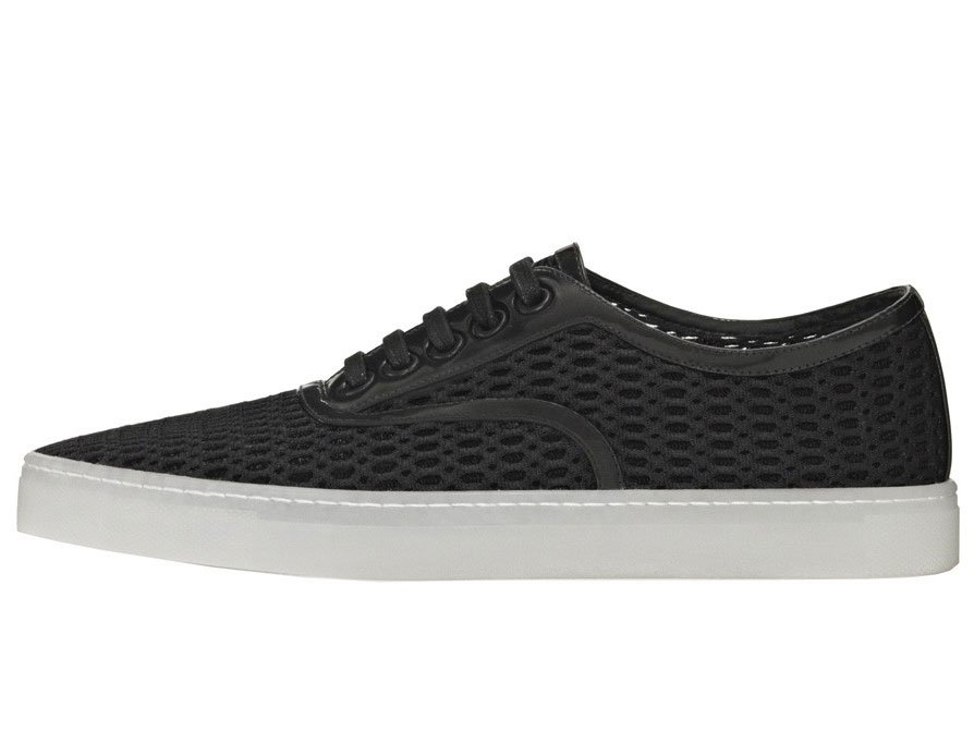 Chaussures pour hommes dans la garde-robe des femmes 2026