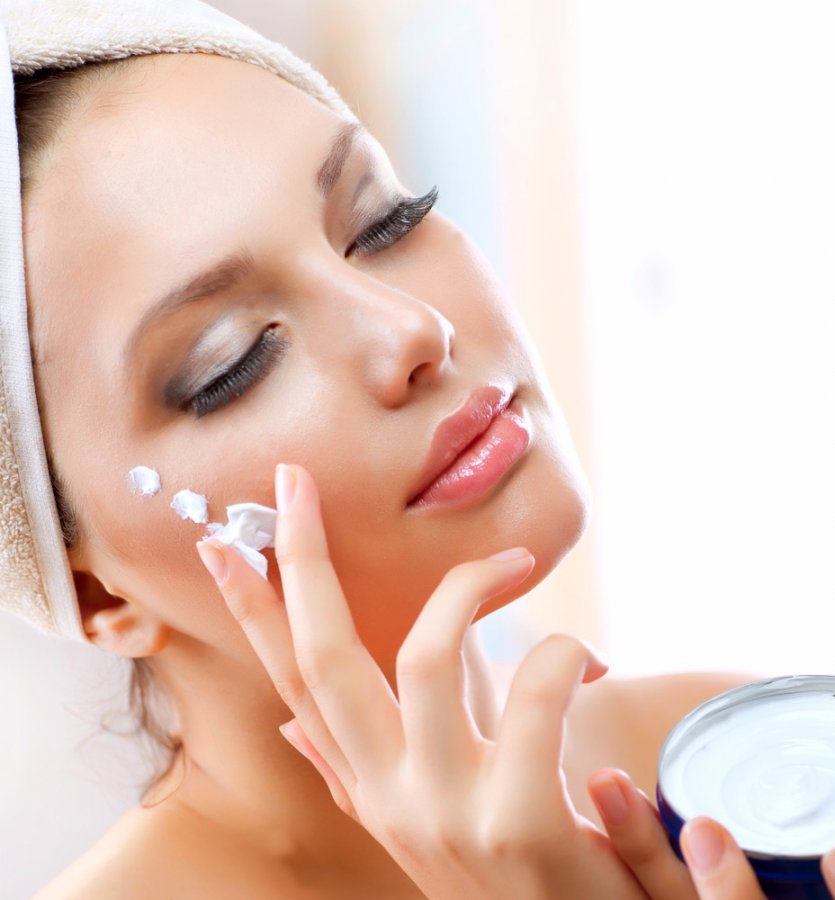 Soins de la peau appropriés en hiver par temps froid