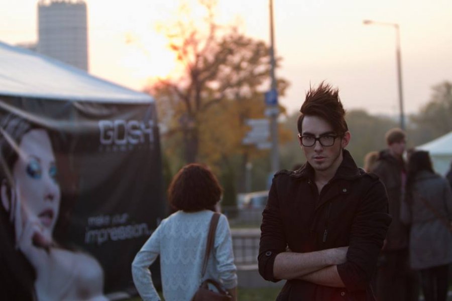 Modèles masculins et mannequinat d'affaires